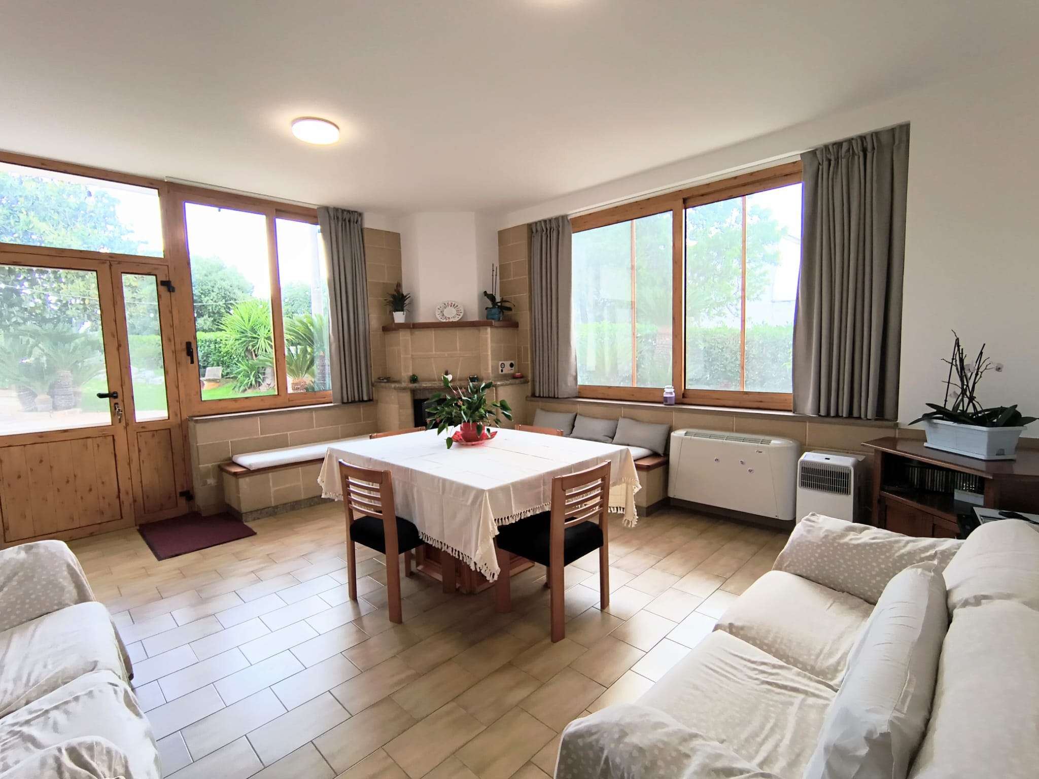 Ampia villa indipendente